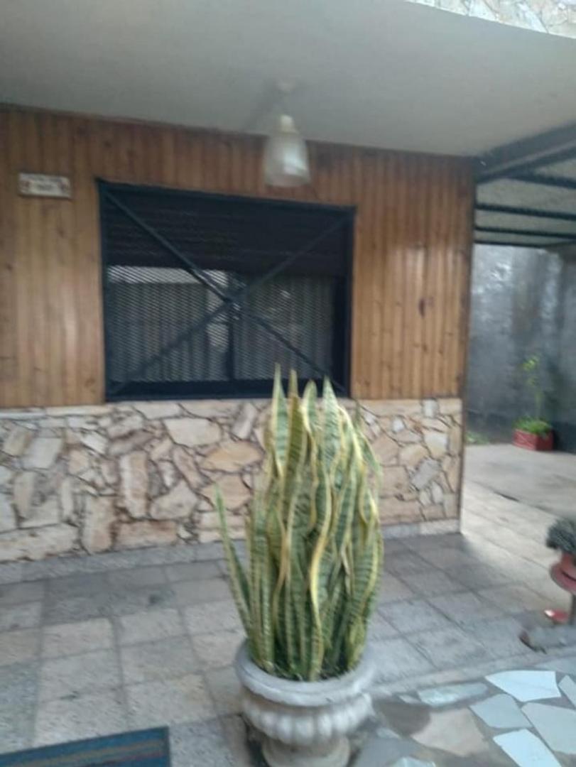 Salvador María Del Carril 900