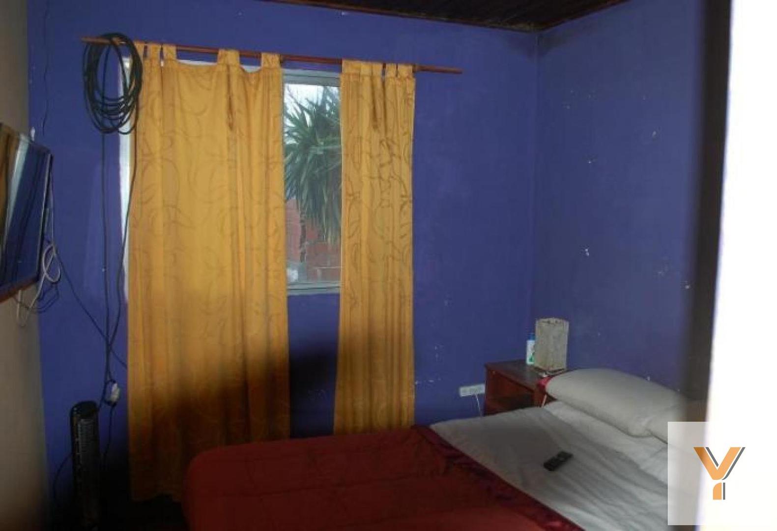 Casa 5 ambientes con 1 baño
