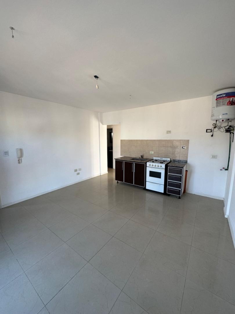 Pasteur 599 , Piso 2