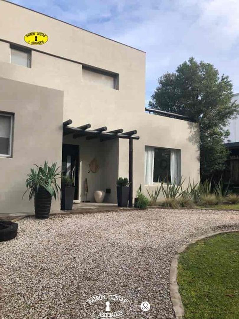 Venta Casa Los Potrillos Pilar 3 Dormitorios
