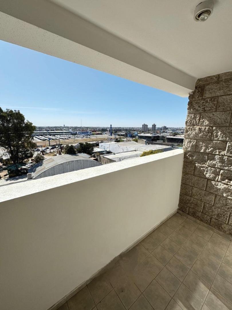 Departamento en Venta en Alberdi, USD 92.000