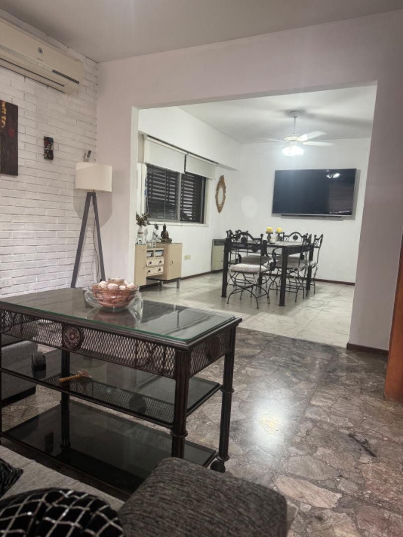 Casa 4 ambientes con 4 baños