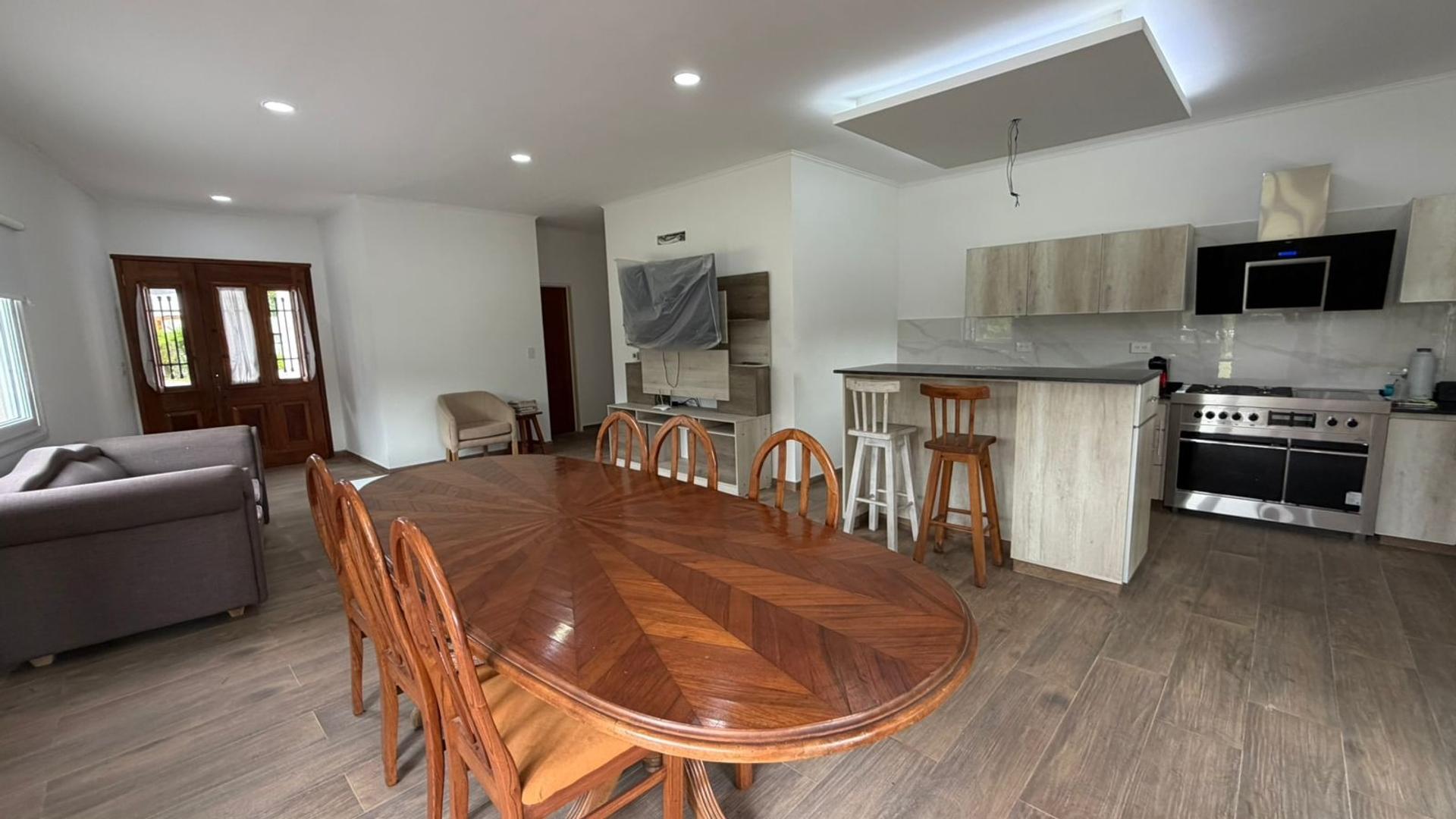 Casa en Alquiler de 2 dormitorios