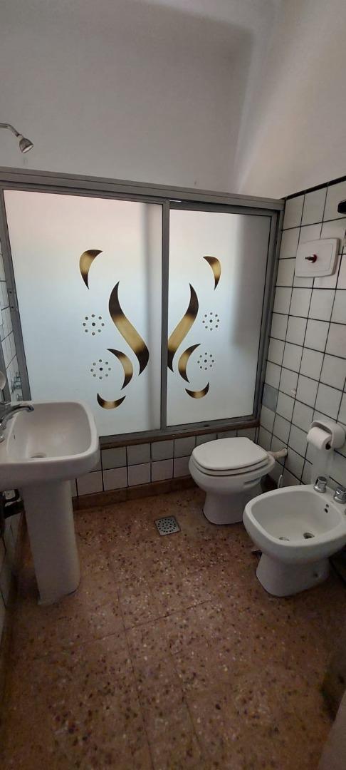 Muy Lindo Tipo Casa al Frente, en Primer Piso 3 AMB