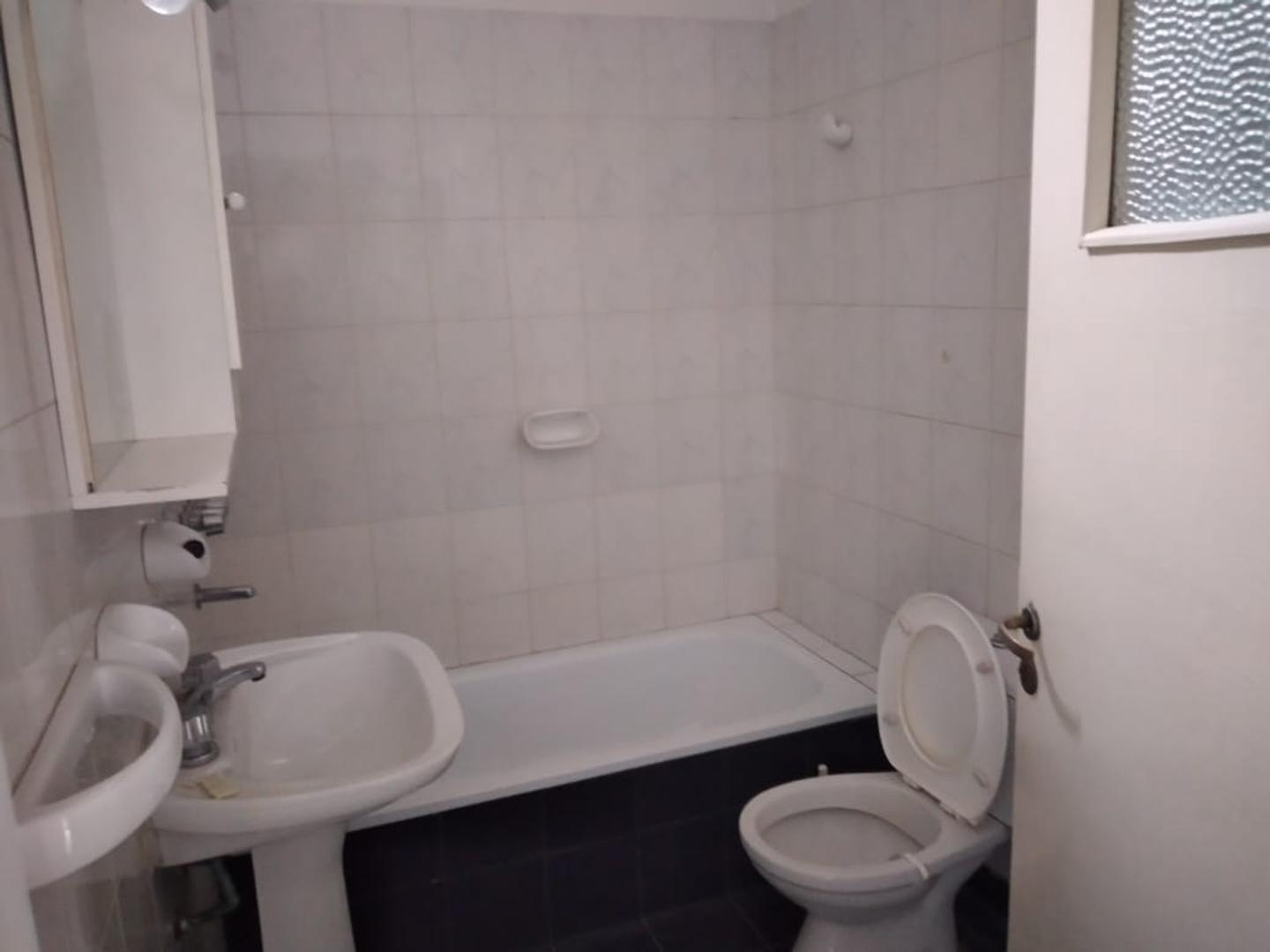 Departamento en Venta en Moron, USD 125.000