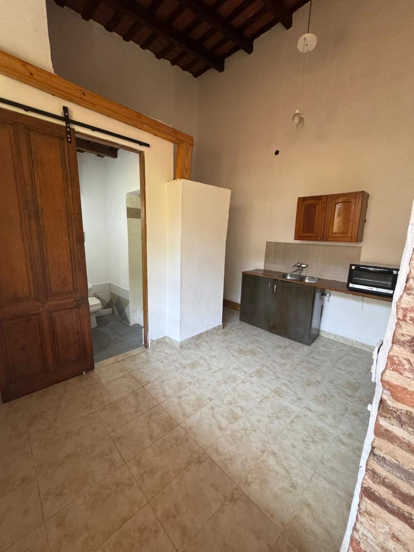 Depto Tipo Casa en Alquiler 40 años