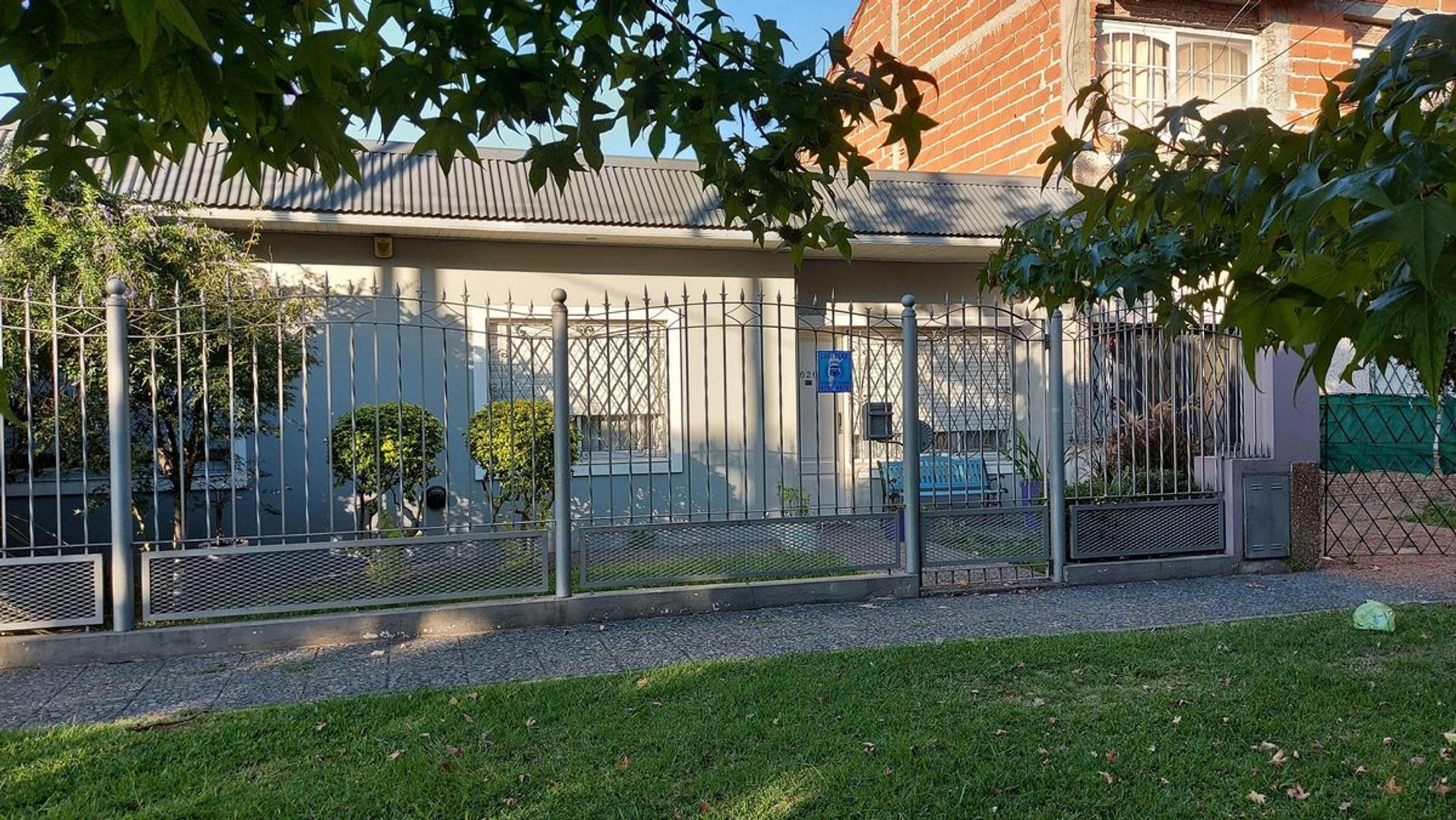 Casa en Venta en Quilmes Oeste, USD 140.000