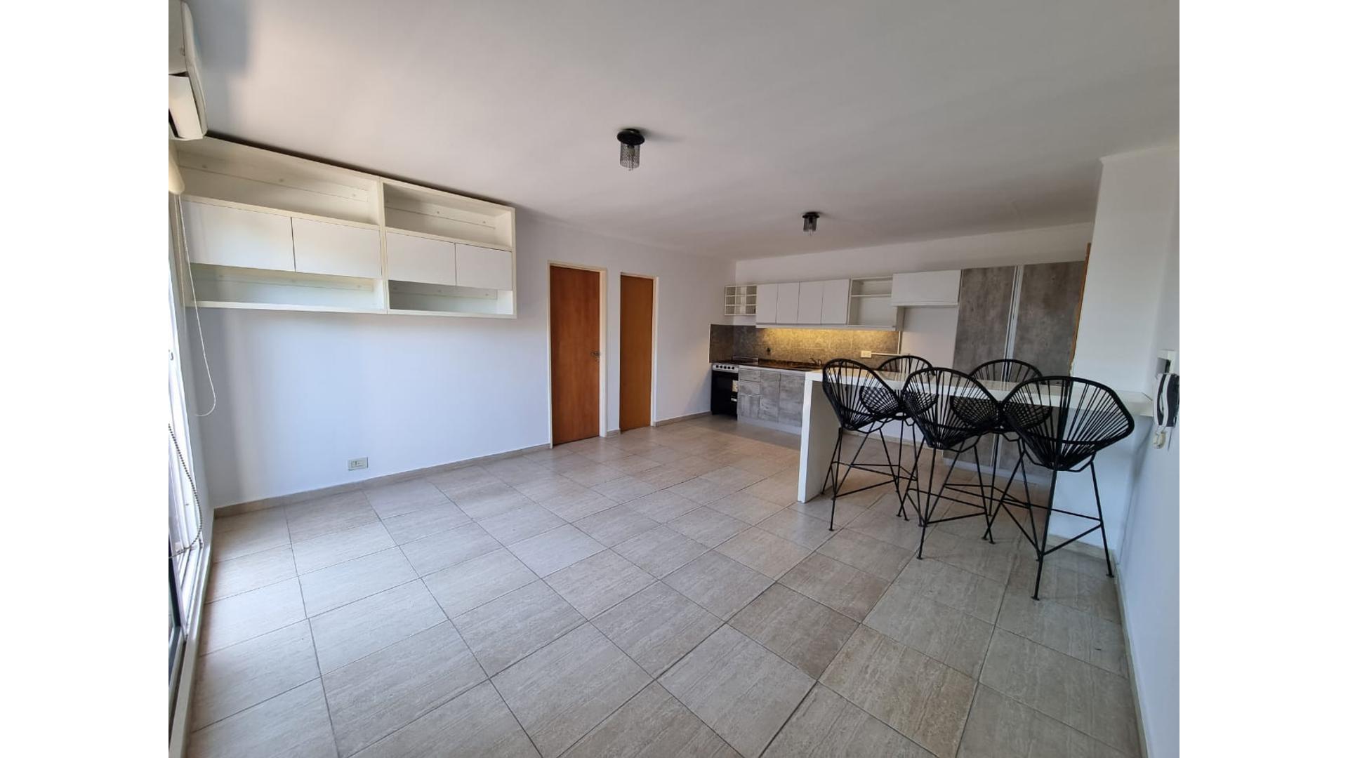 VENTA , EXCELENTE DEPARTAMENTO DOS AMBIENTES, CHILAVERT