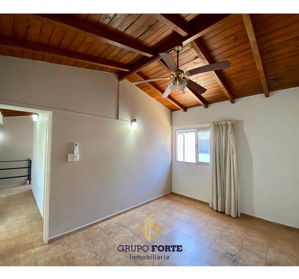 Depto Tipo Casa en Venta 6 años