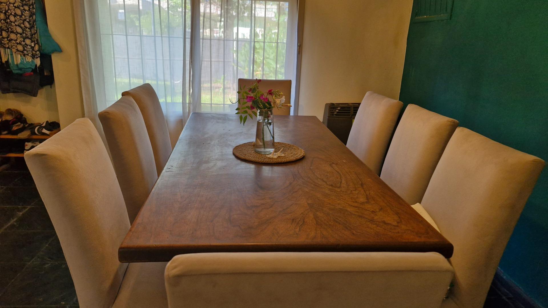 VENTA - EXCELENTE CASA 6 AMBIENTES C/PILETA. BELLA VISTA