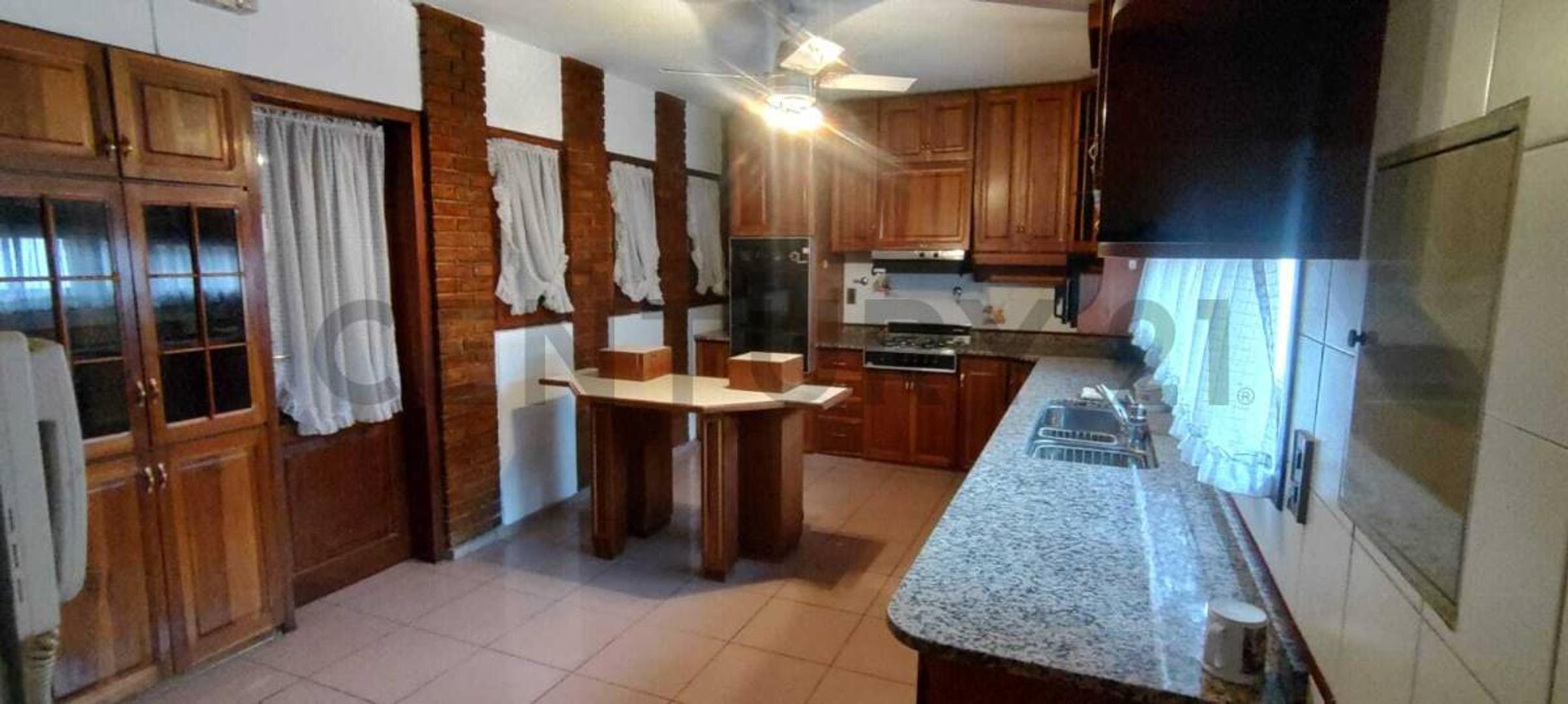 CRUZ VIDELA 100, Piso 0