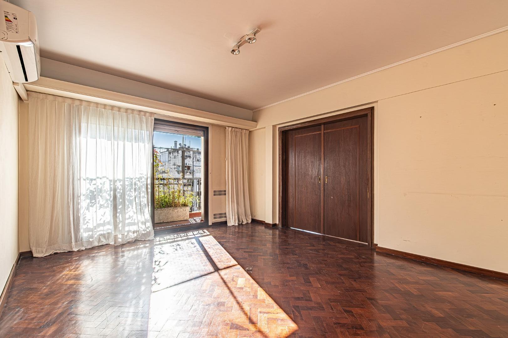 Departamento 5 ambientes con 3 baños