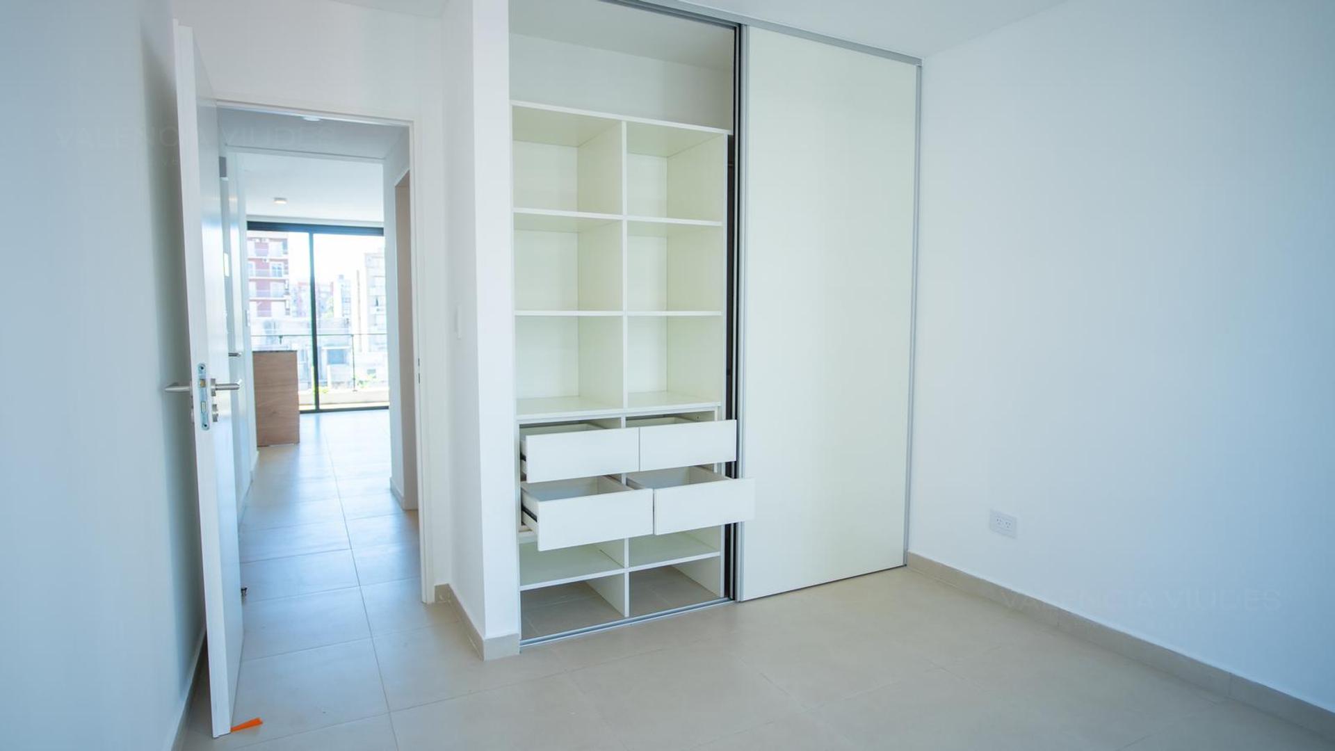 Departamento en Alquiler en Moron Sur, $ 700.000