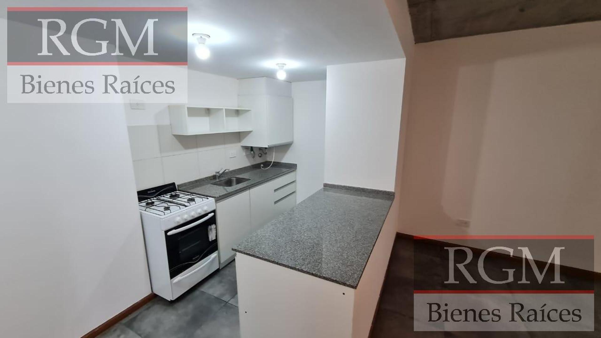 Departamento en Alquiler con 1 cocheras