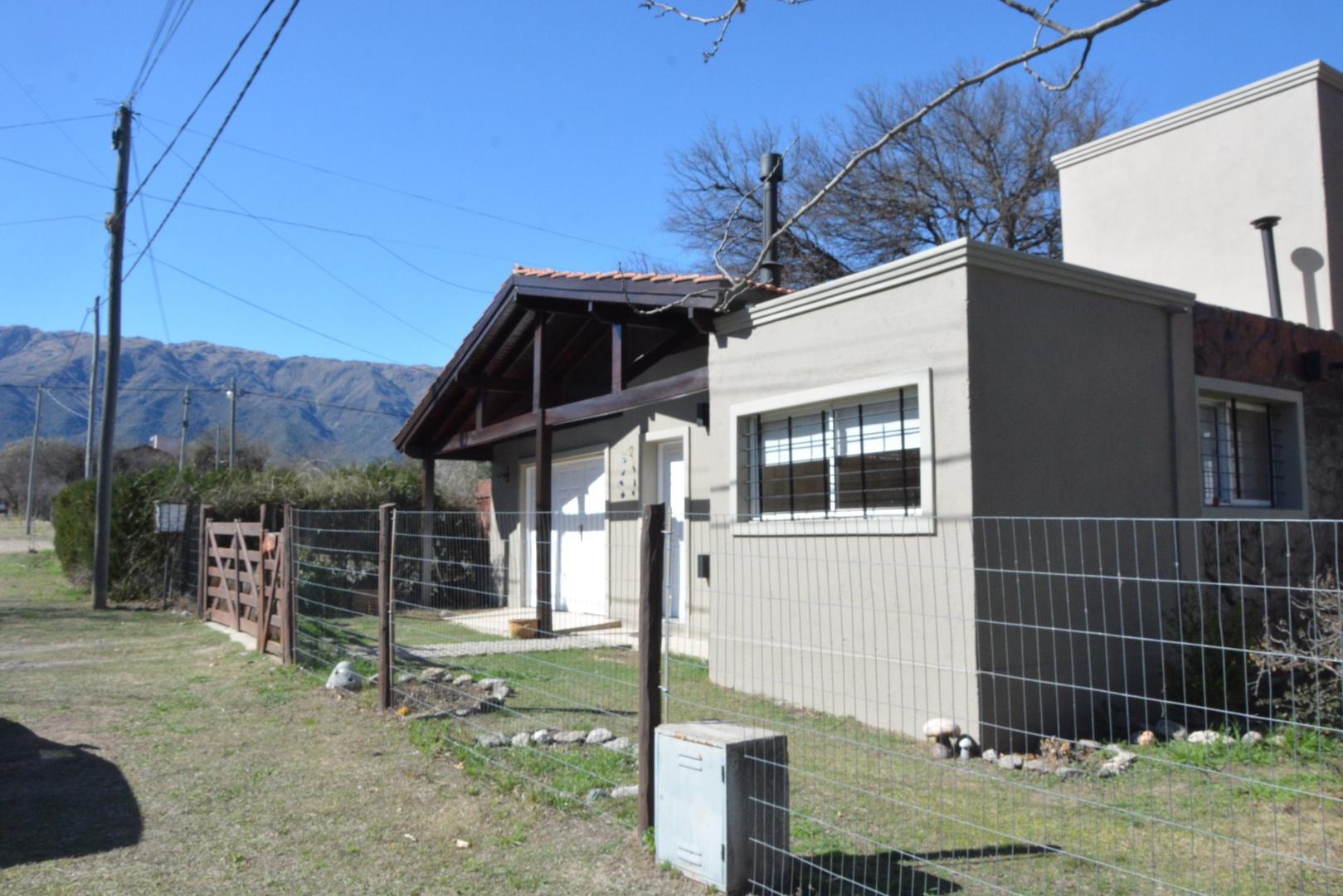 Casa en Venta con 1 cochera