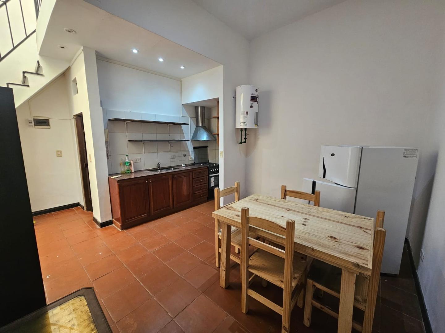 Depto Tipo Casa en Alquiler de 3 ambientes