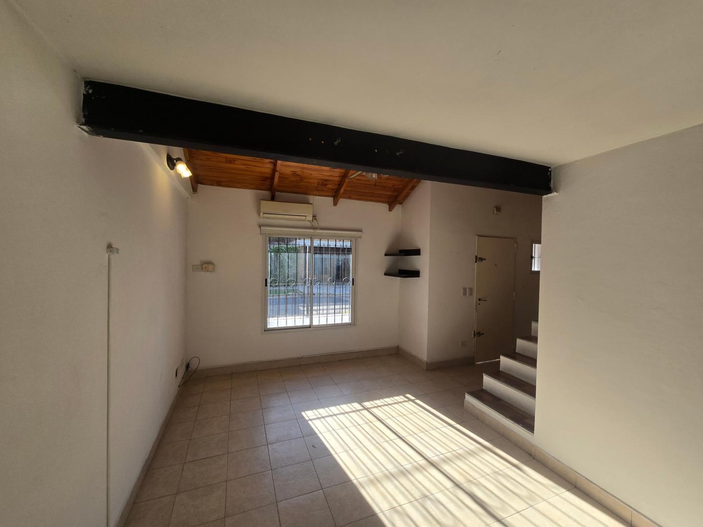 Depto Tipo Casa en Venta de 1 dormitorio