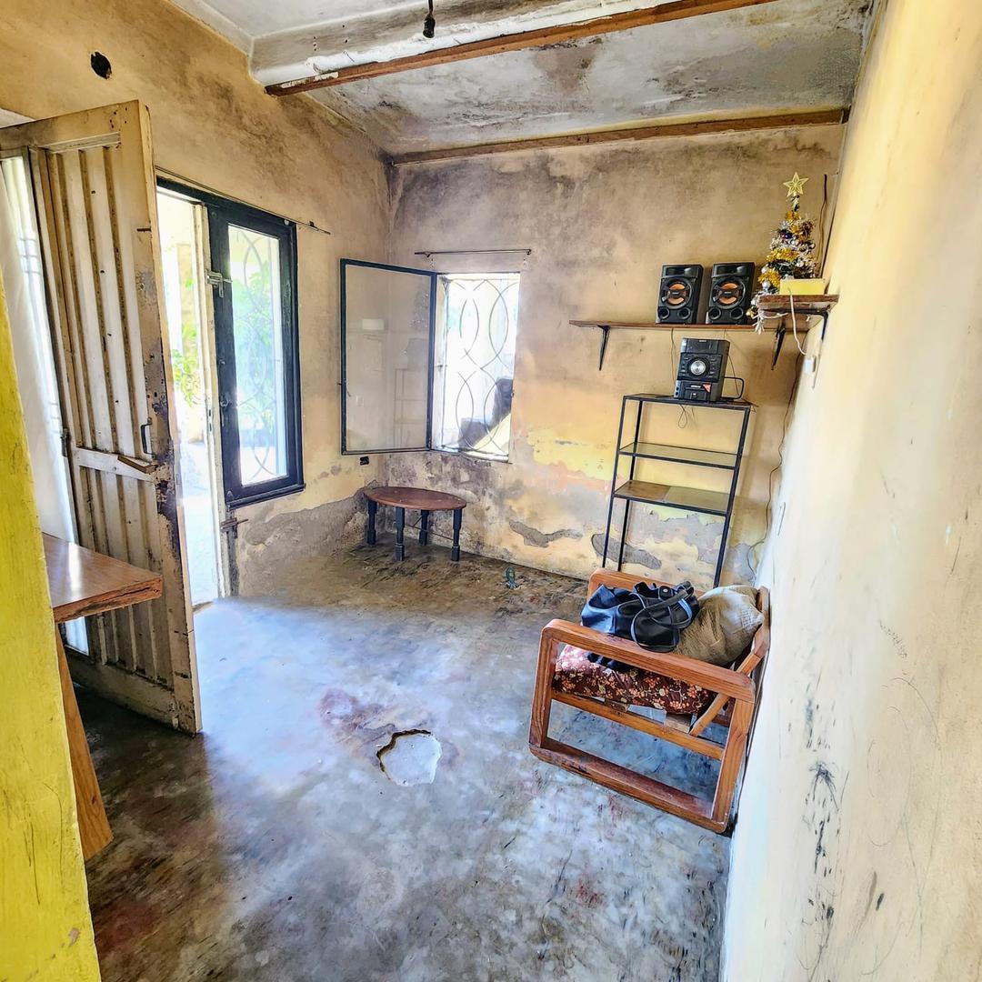 Casa 4 ambientes con 1 baño