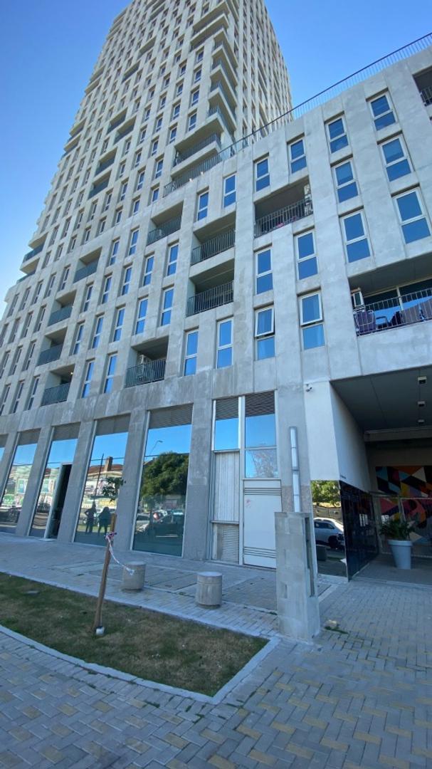 Candido Carvallo 580 Metra , Piso 2