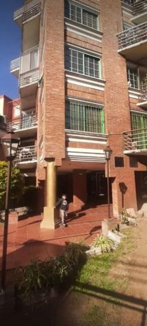 DEPARTAMENTO EN VENTA- MORON