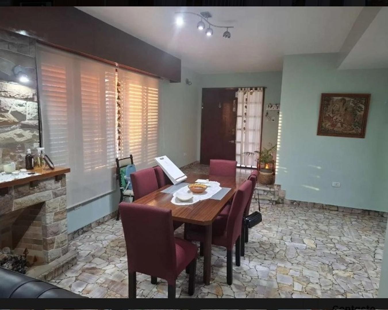 Casa 3 ambientes con 2 baños