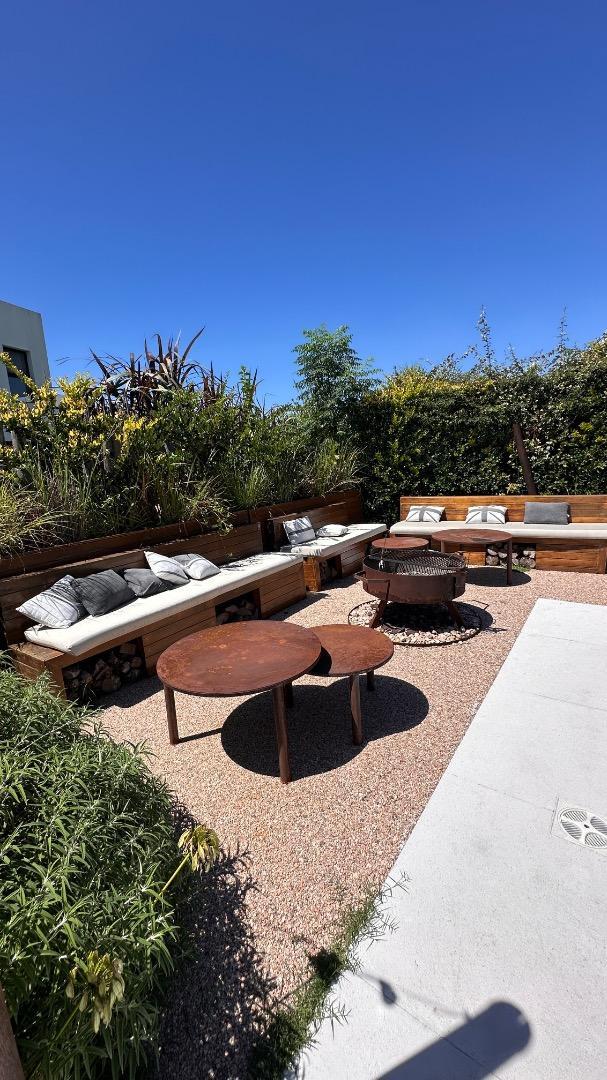 Casa 6 ambientes con 6 baños