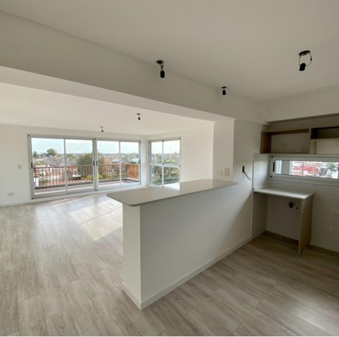 DEPARTAMENTO 4 AMBIENTES EN VENTA EN ITUZAINGO