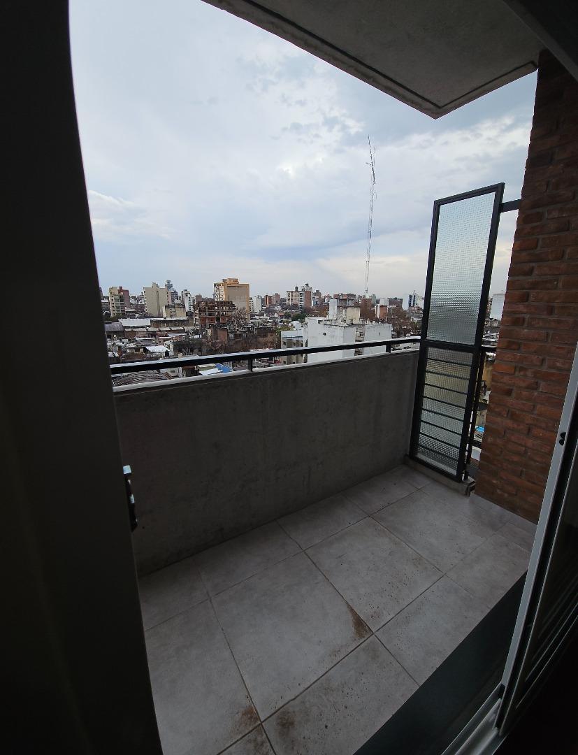 CORDOBA 3500 2 DORMITORIOS  COCINA SEPARADA A ESTRENAR