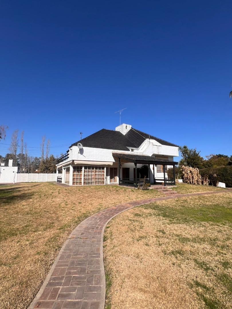 Casa en Venta en De Vicenzo Grande, USD 240.000