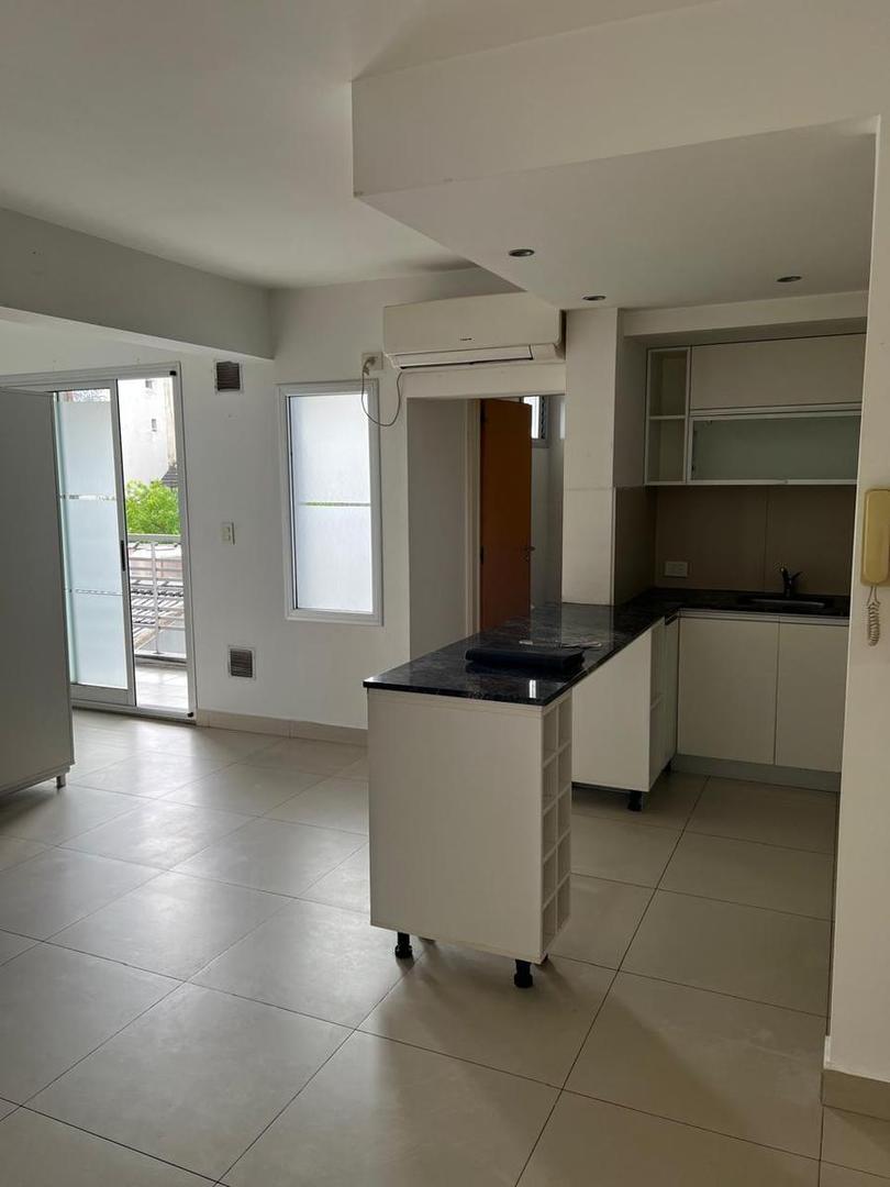 Departamento en Alquiler en Caballito, $ 600.000