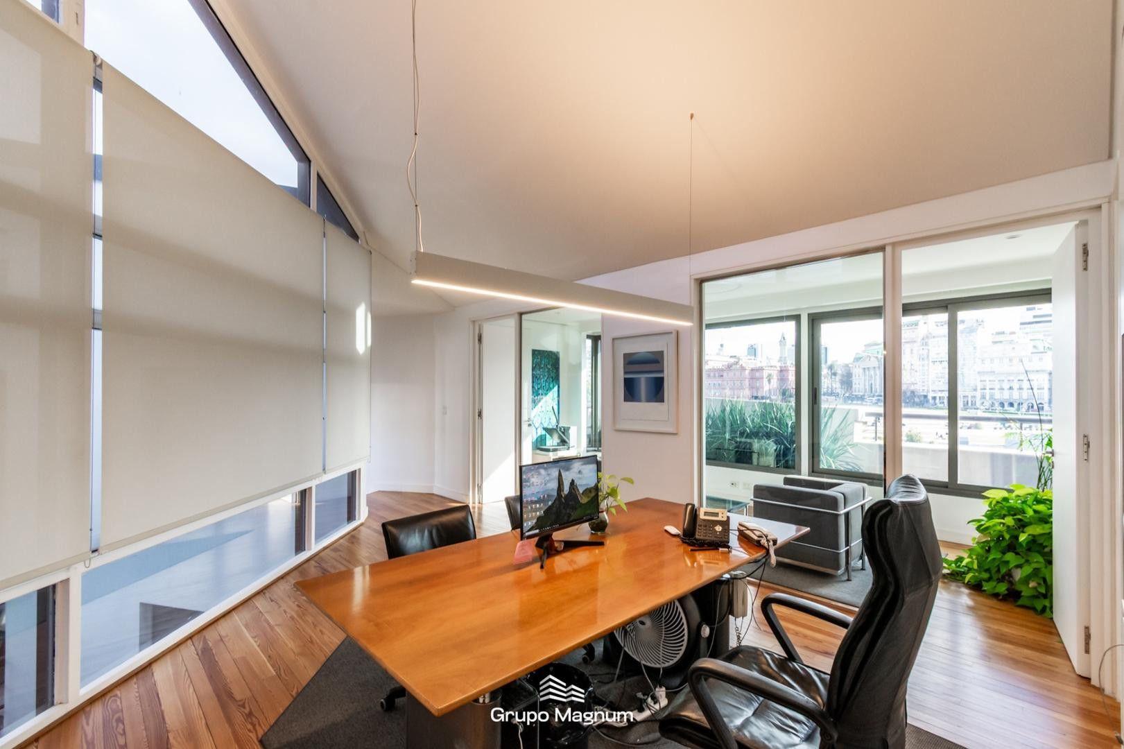 Oficina en Venta con 1 cochera