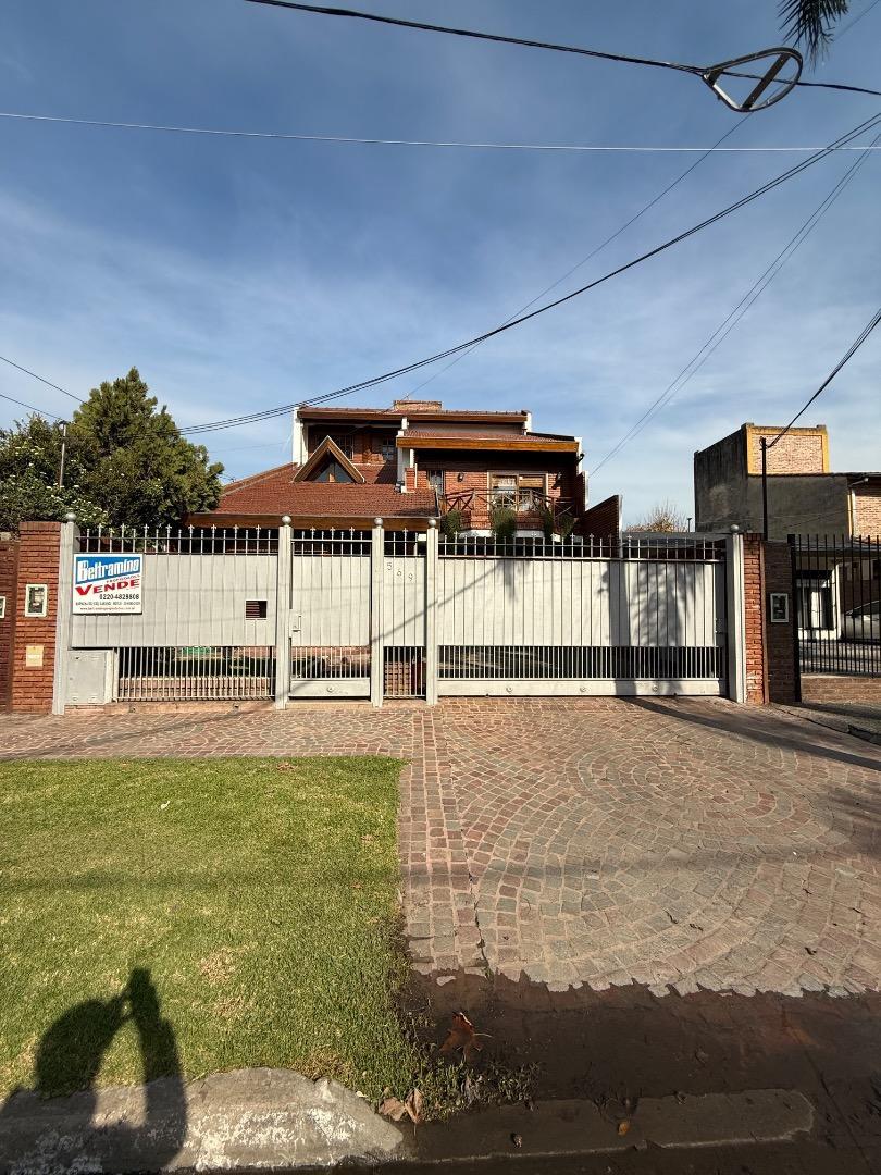 VENTA CASA 3 DORMITORIOS PADUA