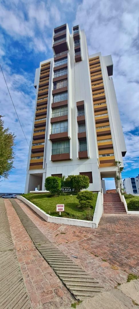 2 ambientes frente al mar  con estacionamiento