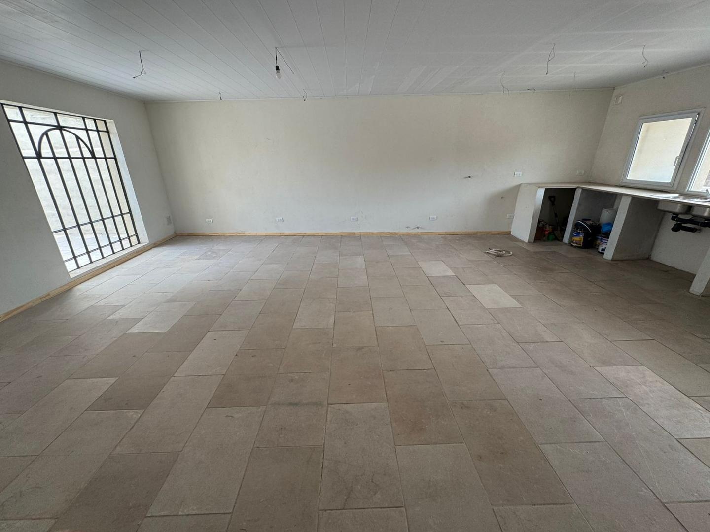 Casa en 30 bis, 101 y 103 (Reciclada a nueva) ¡RETASADA!