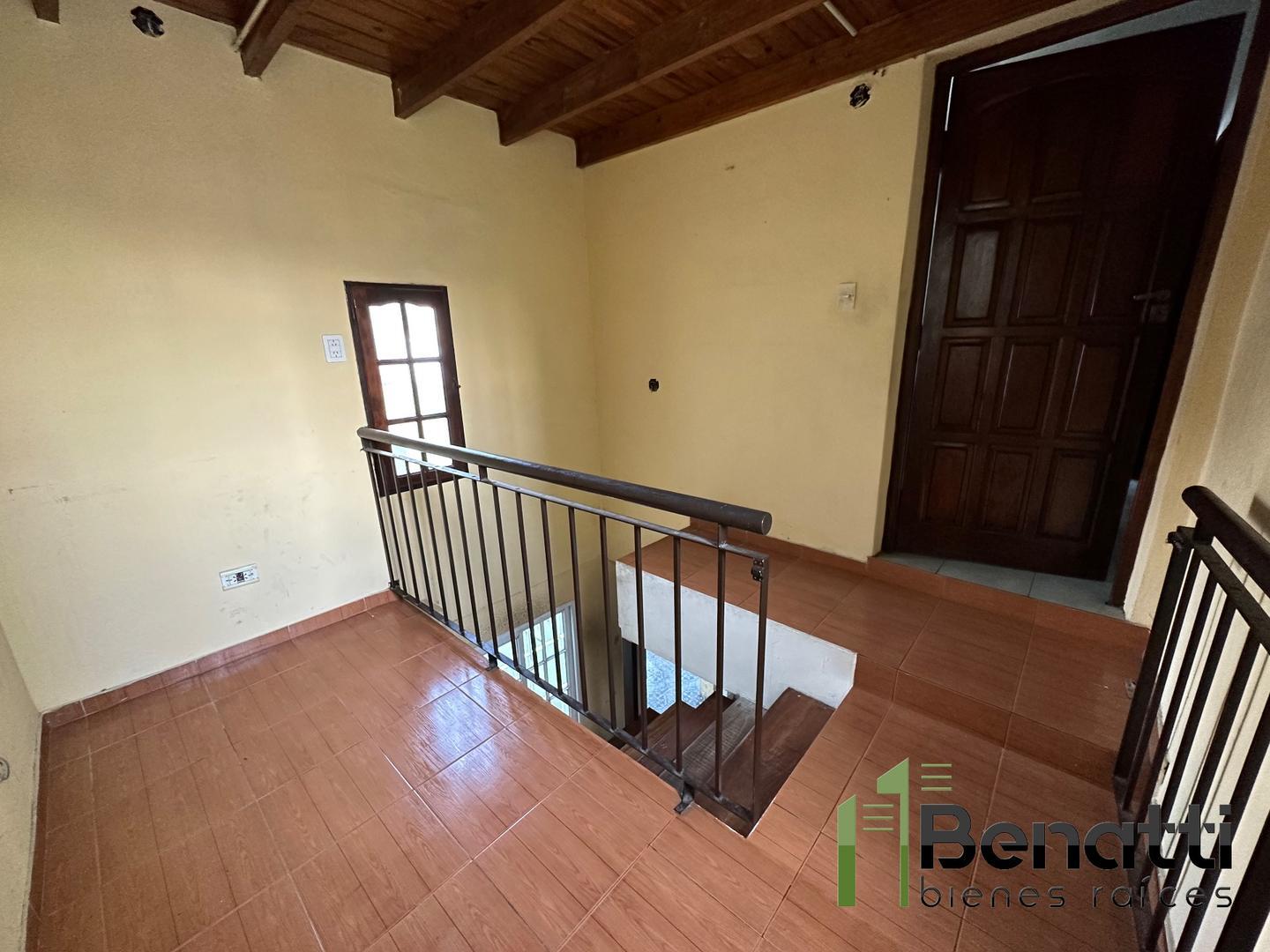 Casa en venta 4 ambientes.