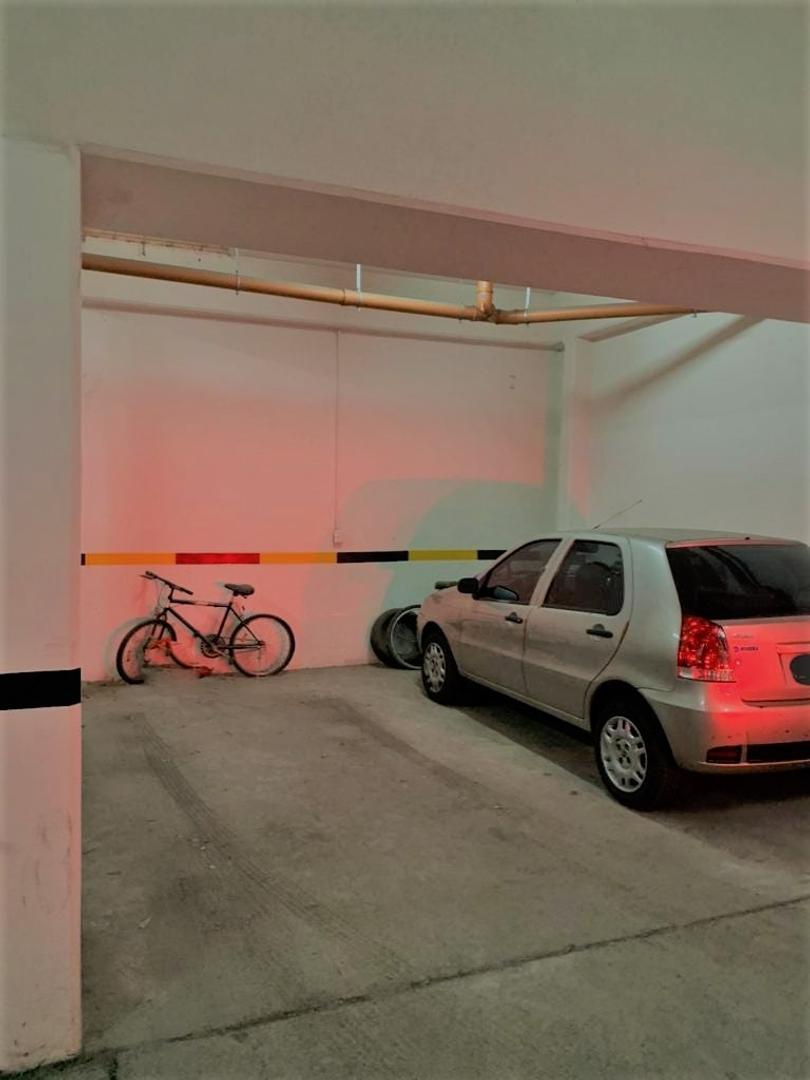 COCHERA EN VENTA EN  RIOJA 3200