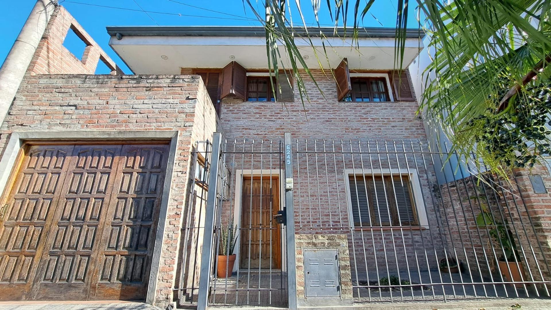 HERMOSA CASA EN B° MARIA SELVA