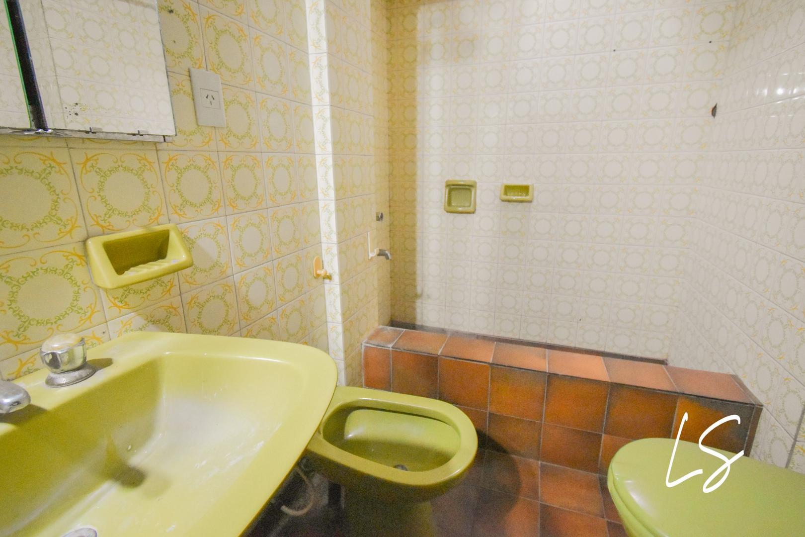 CASA EN VENTA , LONCHAMPS , ALMIRANTE BROWN