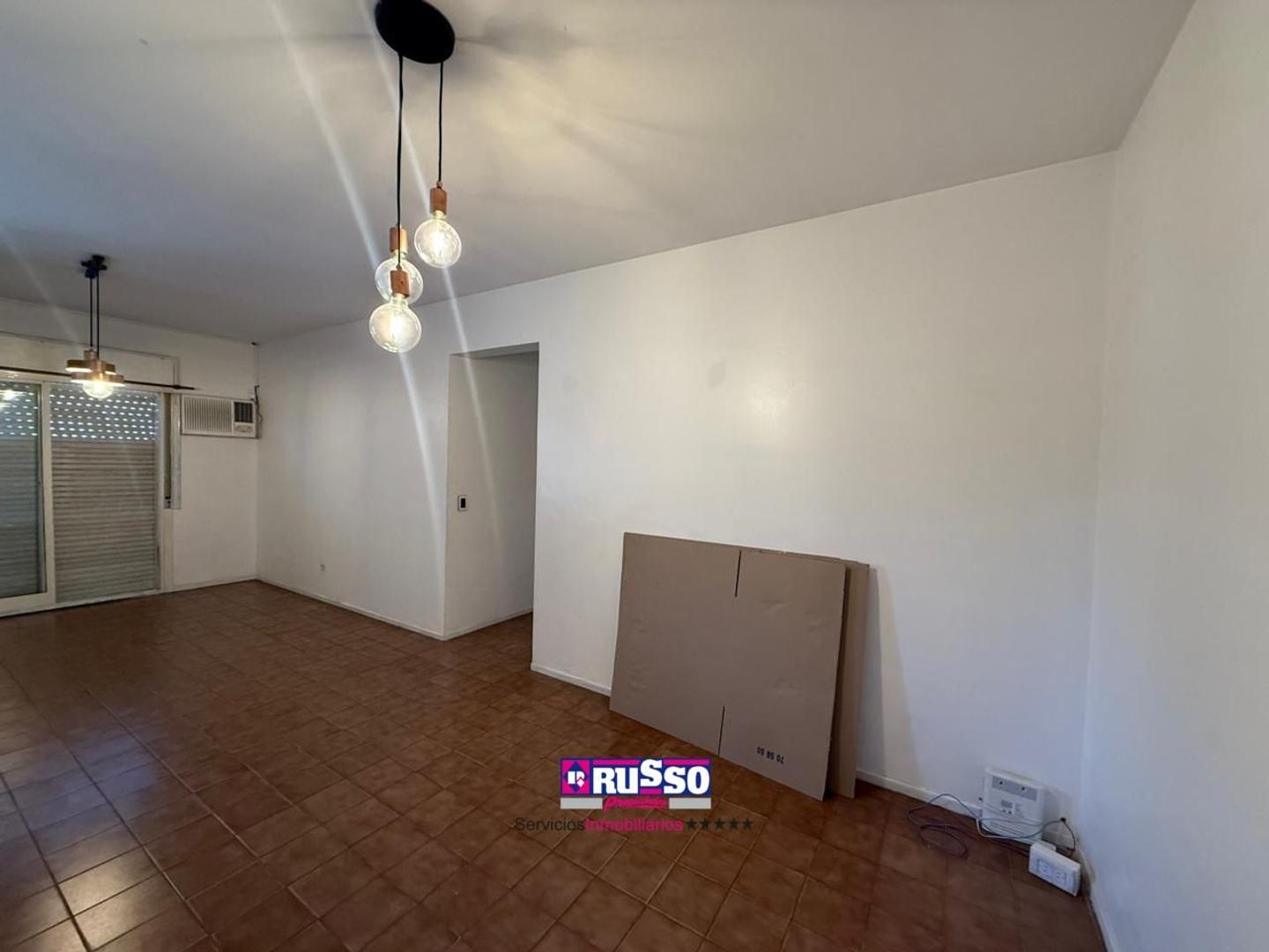 Departamento en Alquiler en Ciudadela, $ 900.000