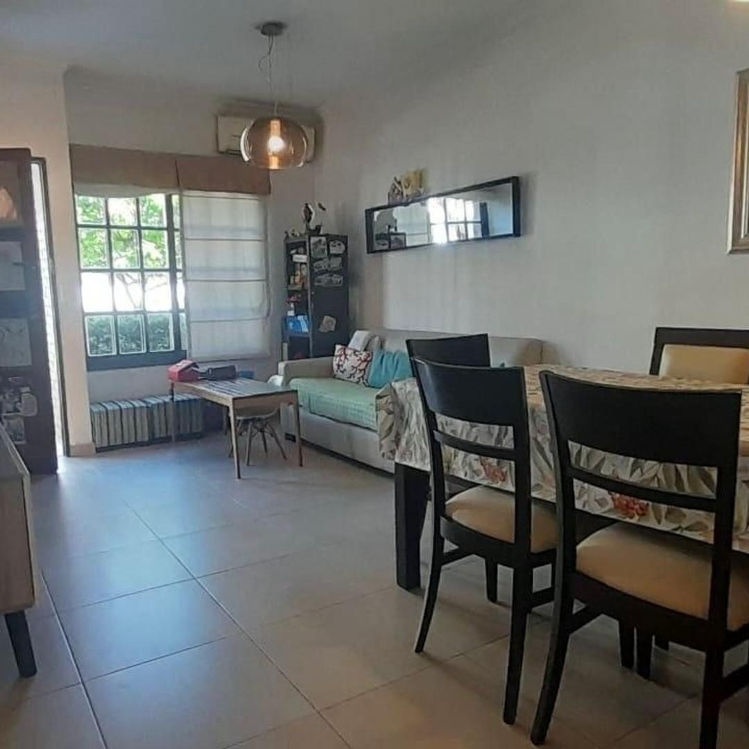 Depto Tipo Casa en Venta de 3 dormitorios