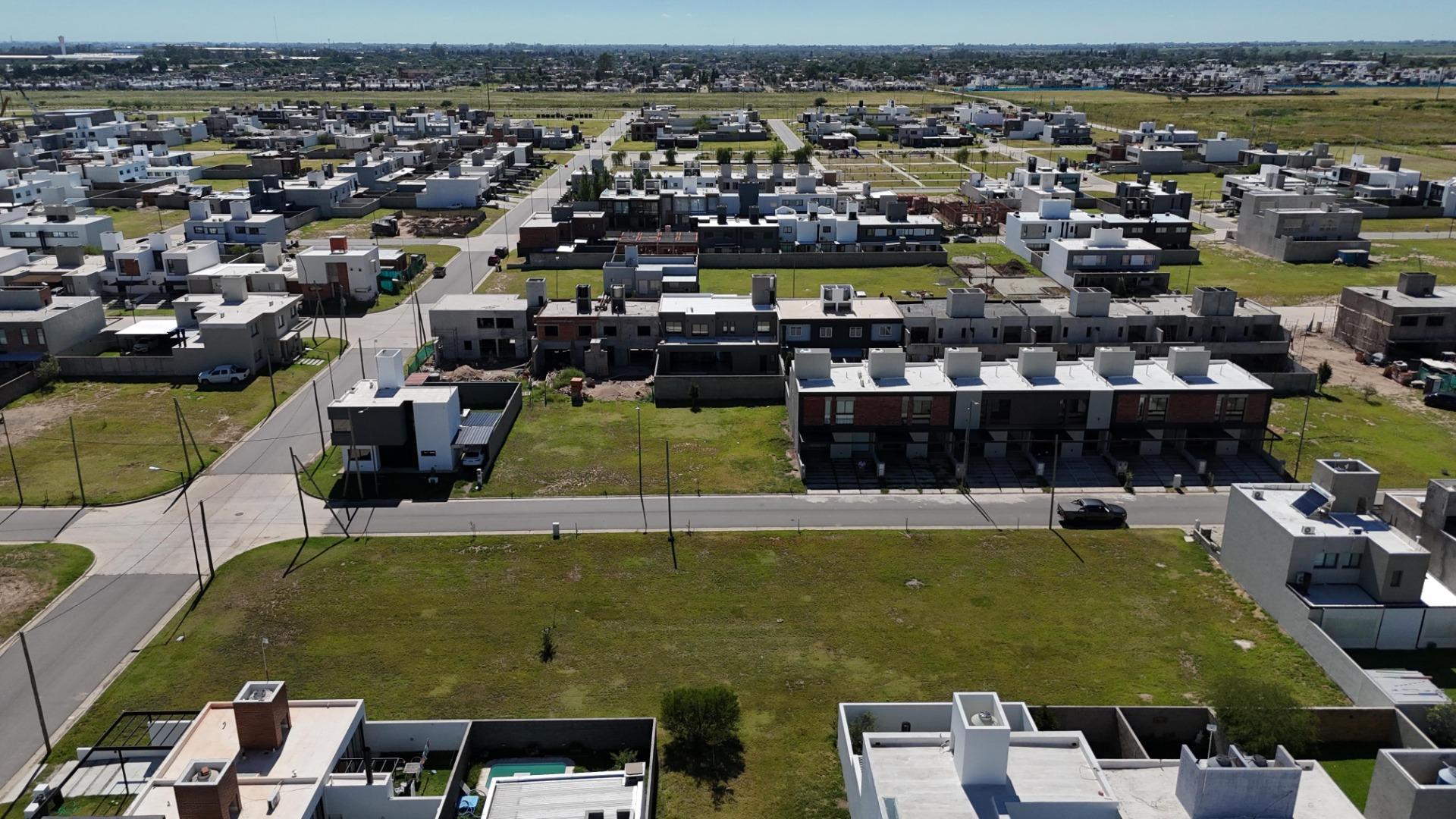 Lote En Venta Colinas De Manantiales Manzana 81 Lote 6