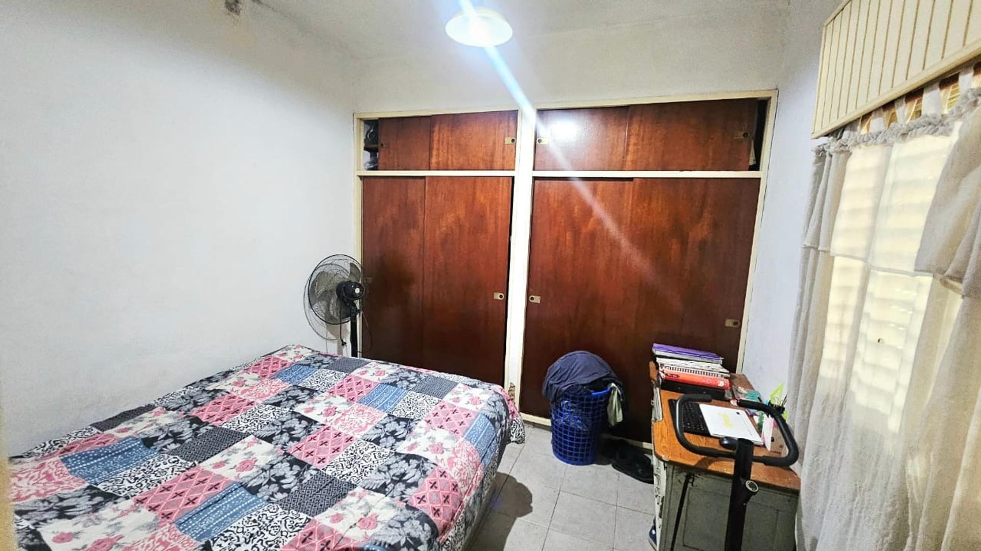 Depto Tipo Casa en Venta 40 años