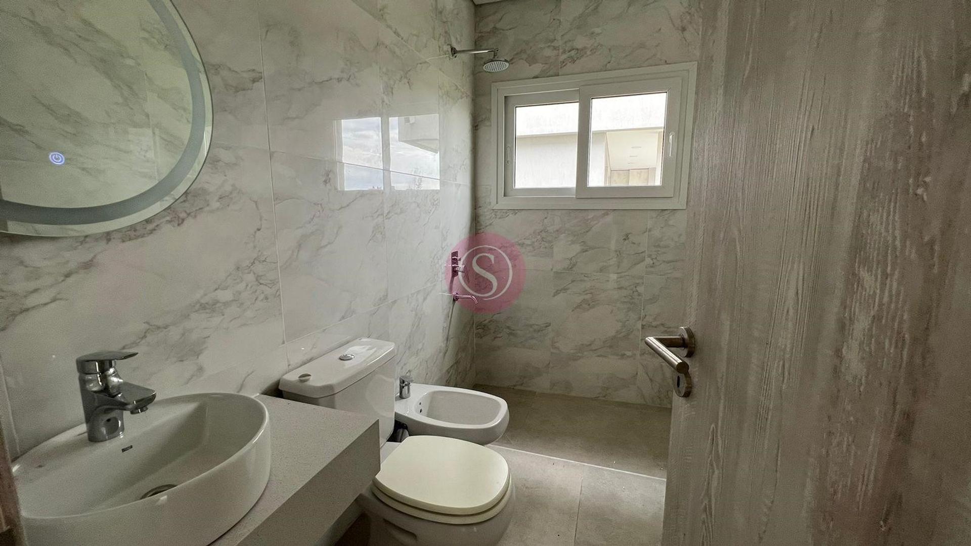 Departamento en Venta con 1 cocheras