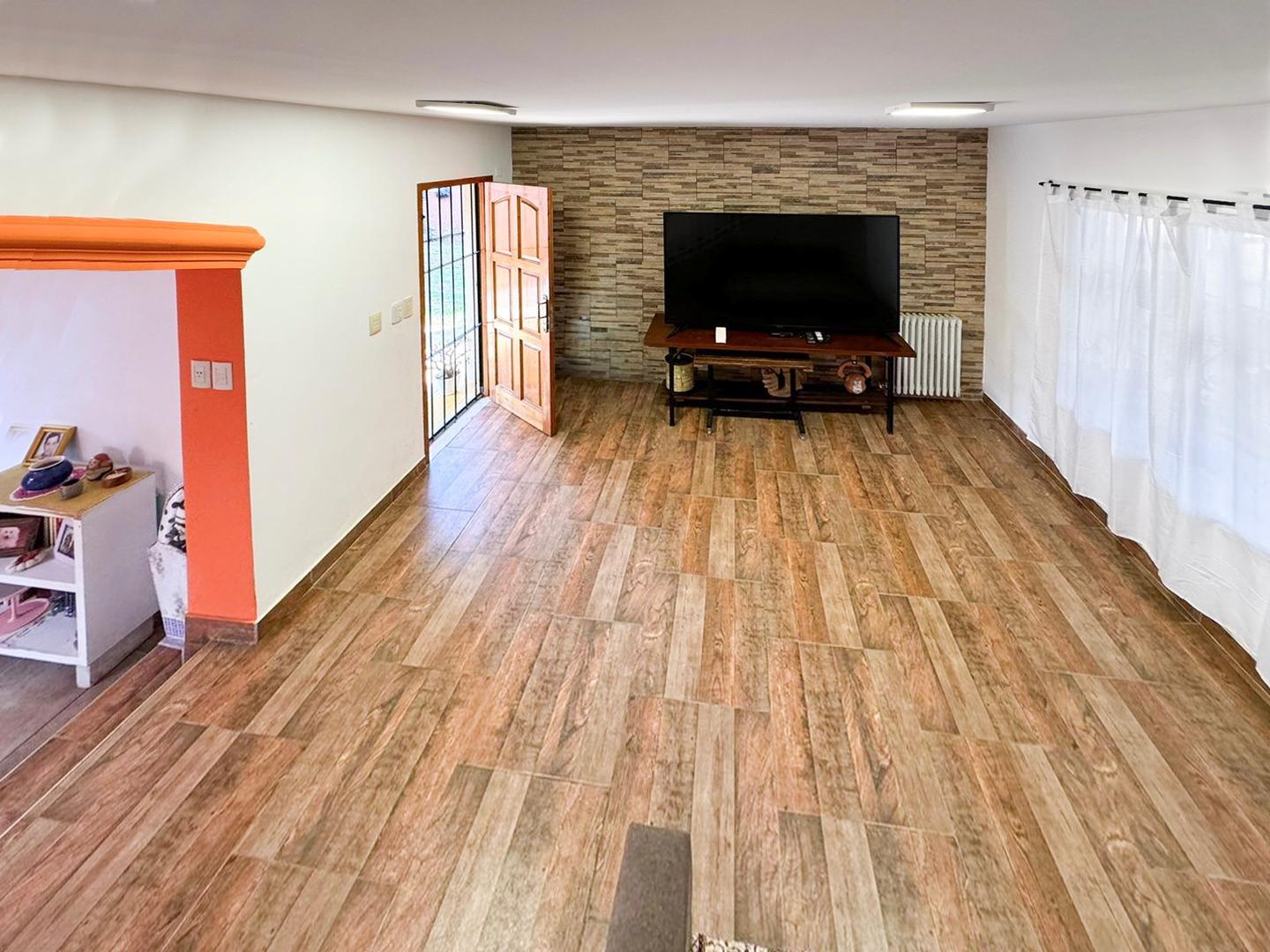 Casa en Venta en Moreno, USD 130.000