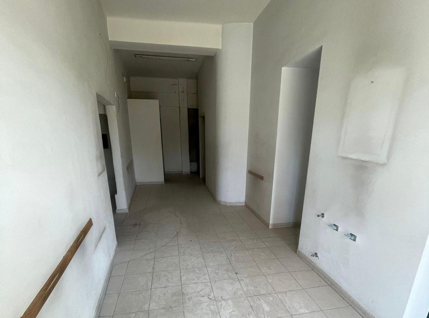 Local en Venta 30 años