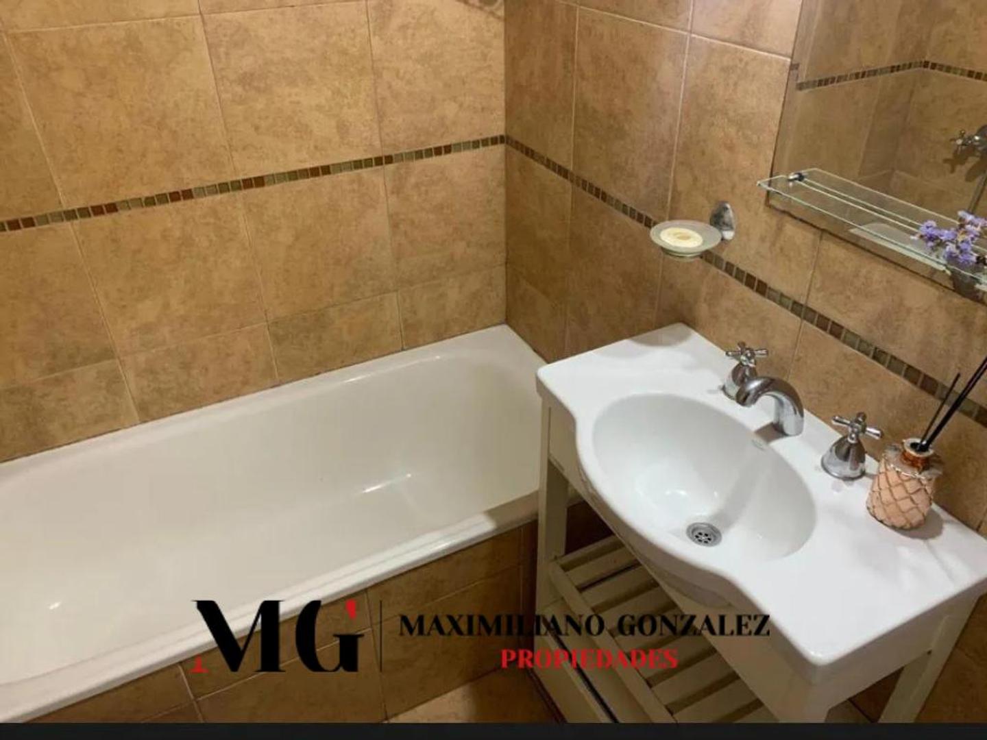 Departamento en Alquiler en Lomas De Zamora, $ 750.000