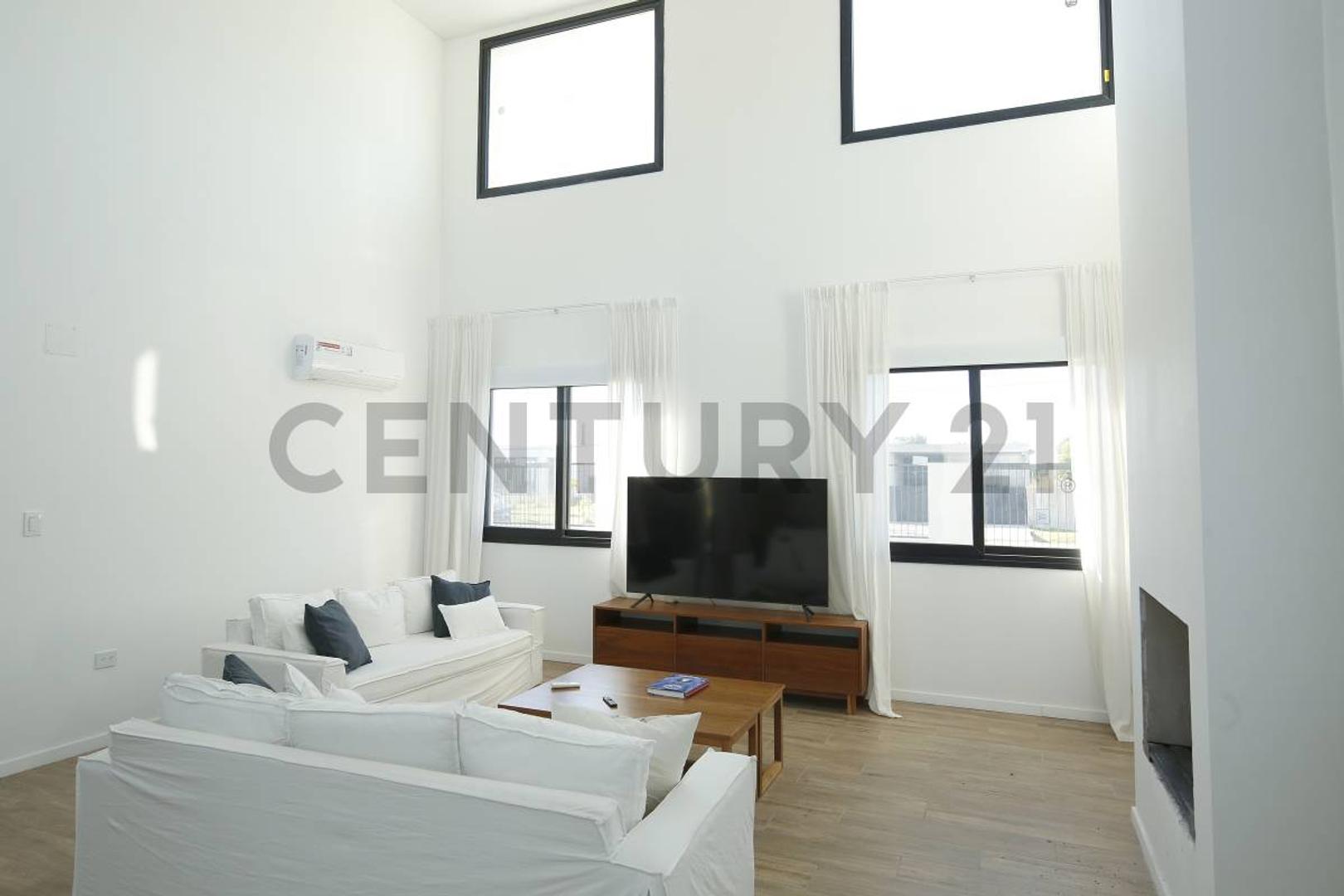 Casa 7 ambientes con 3 baños