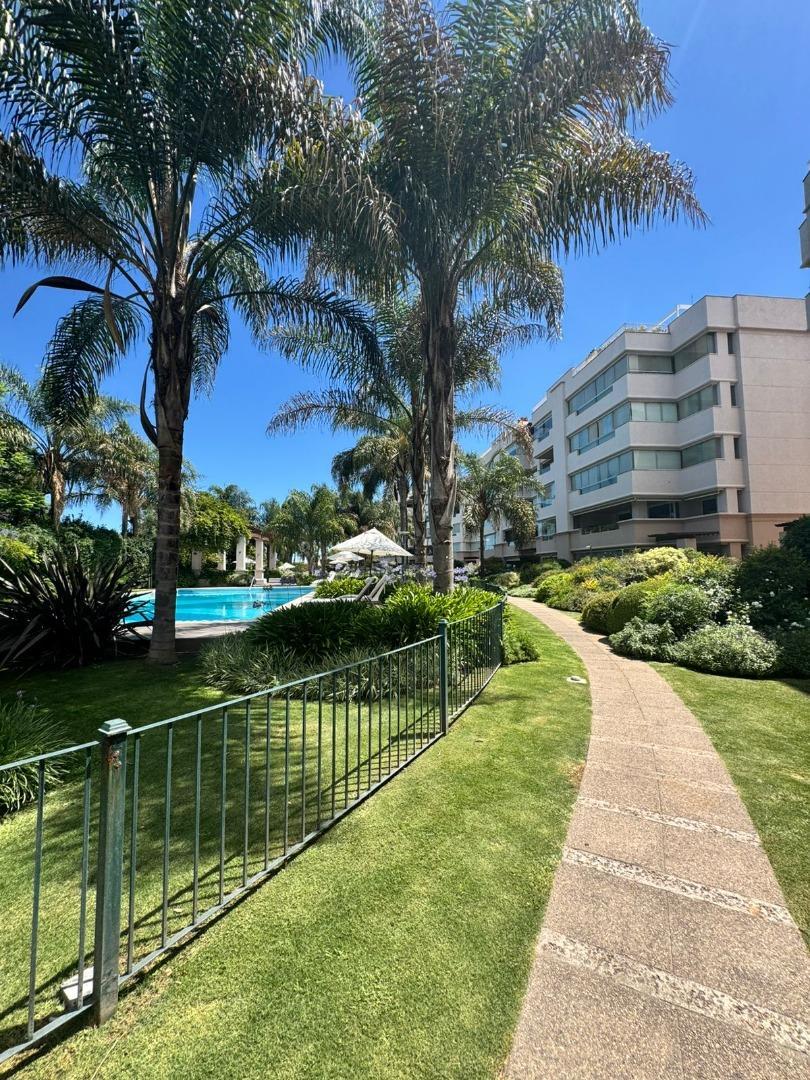 Jeronimo Cardan 5700, Piso 4