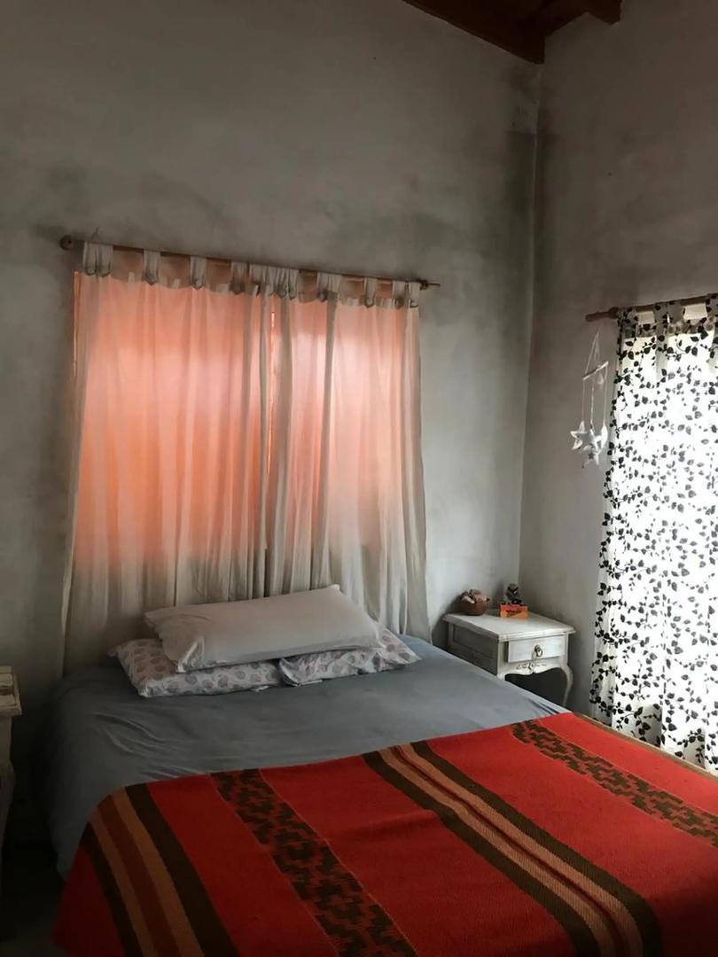 Casa 4 ambientes con 1 baño