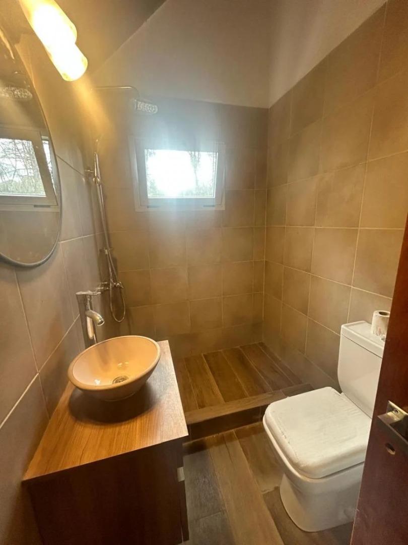 EXCELENTE CHALET VENTA / ALQUILER - BANCO PROVINCIA